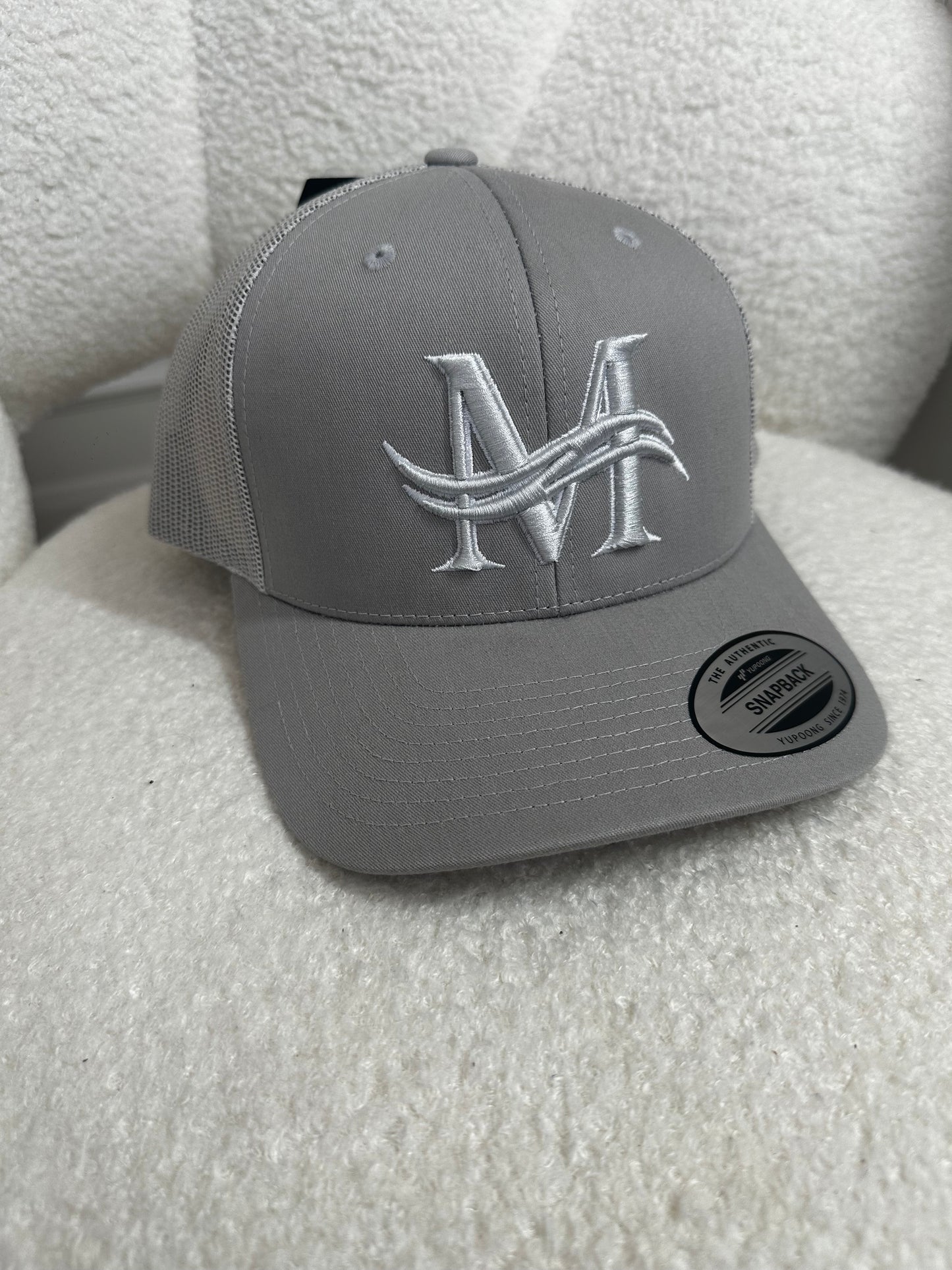MODA DI LUSSO Signature Snapback Cap