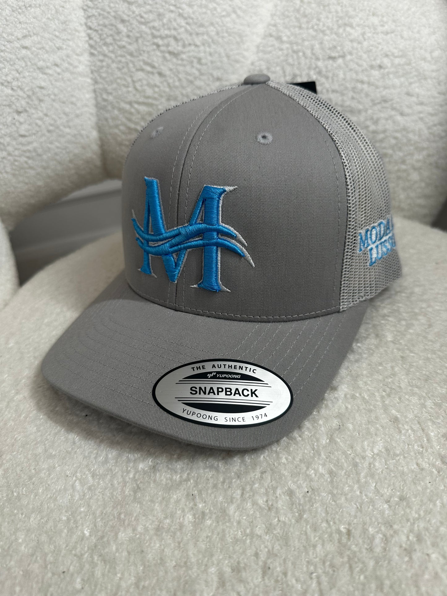 MODA DI LUSSO Signature Snapback Cap