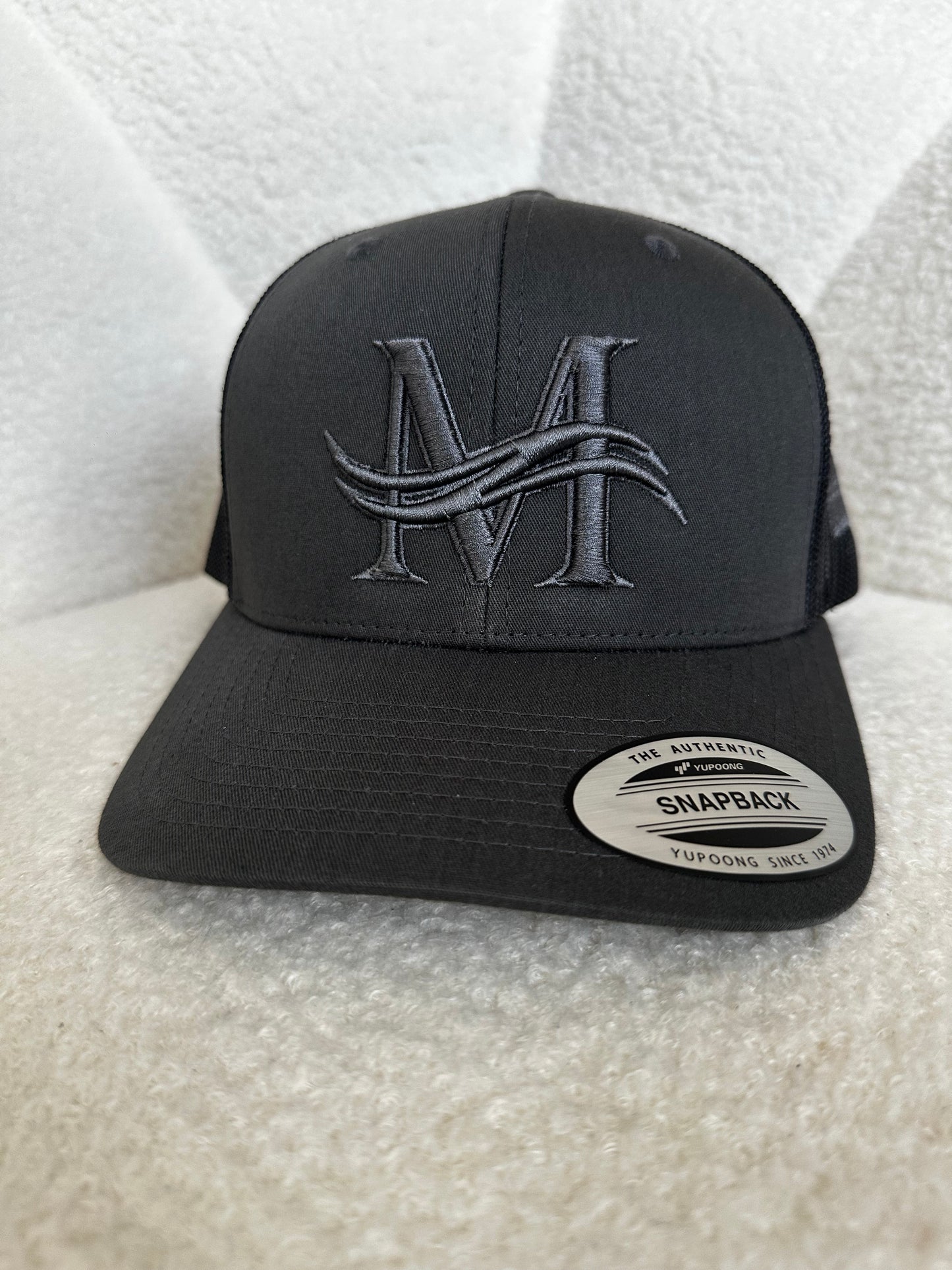 MODA DI LUSSO Signature Snapback Cap