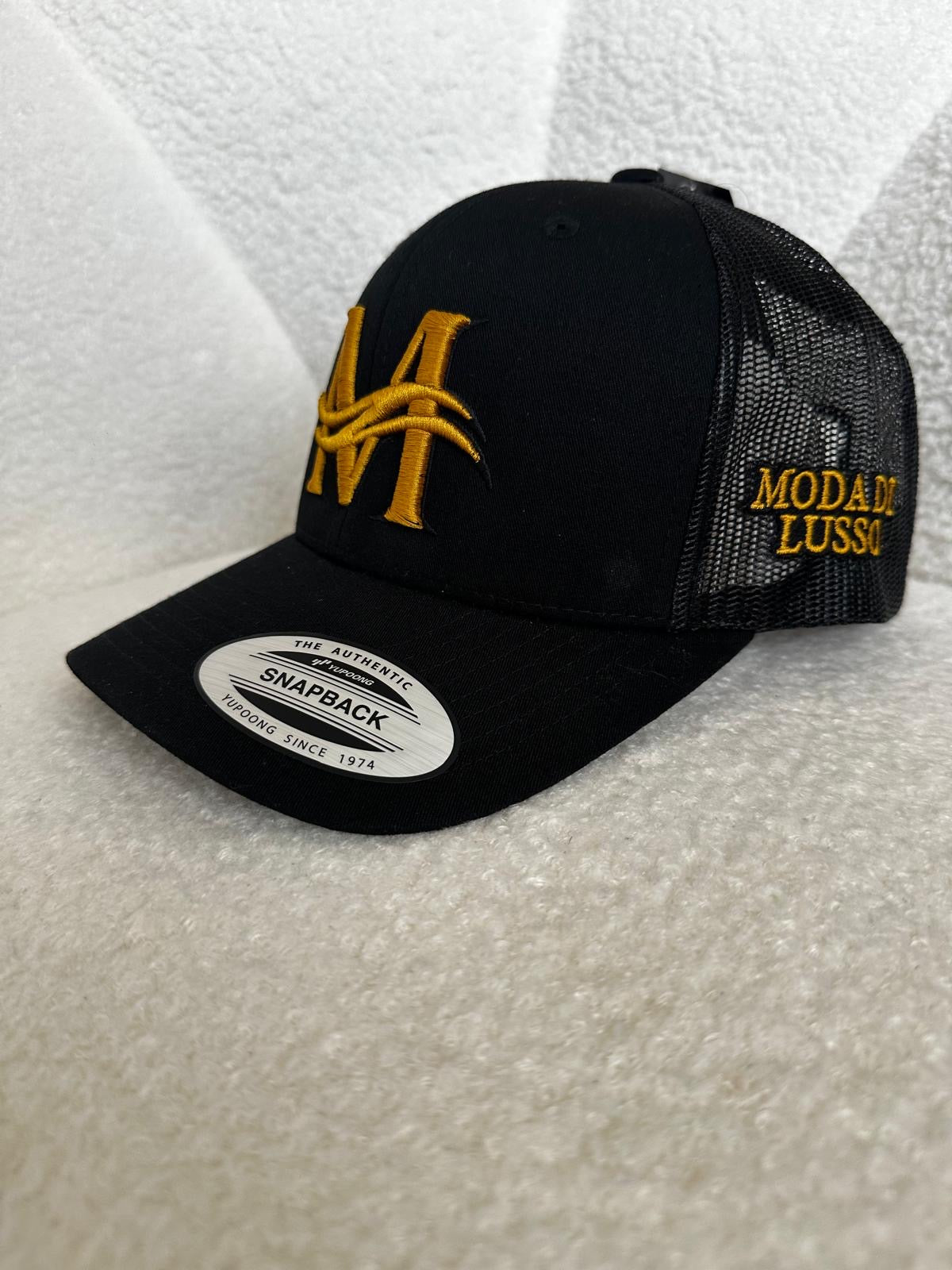 MODA DI LUSSO Signature Snapback Cap