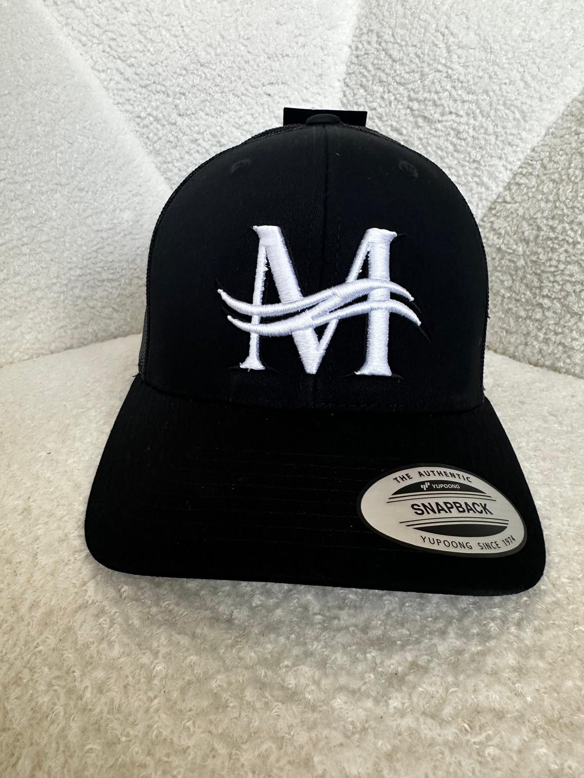 MODA DI LUSSO Signature Snapback Cap
