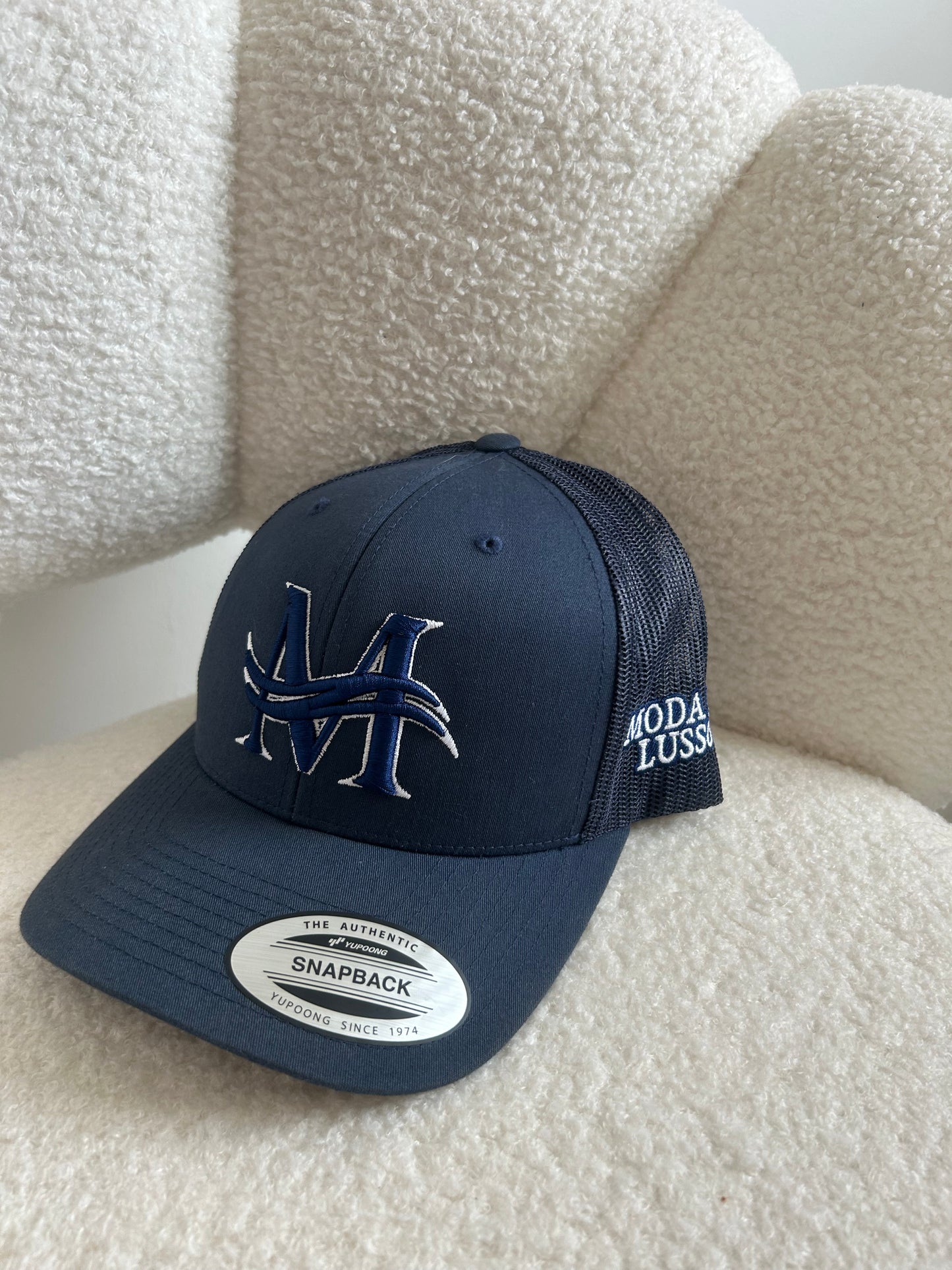MODA DI LUSSO Signature Snapback Cap