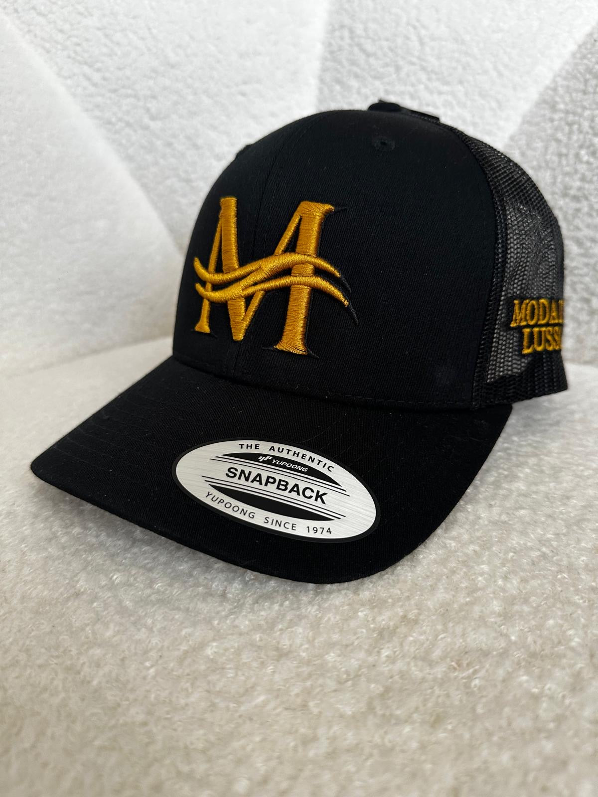 MODA DI LUSSO Signature Snapback Cap