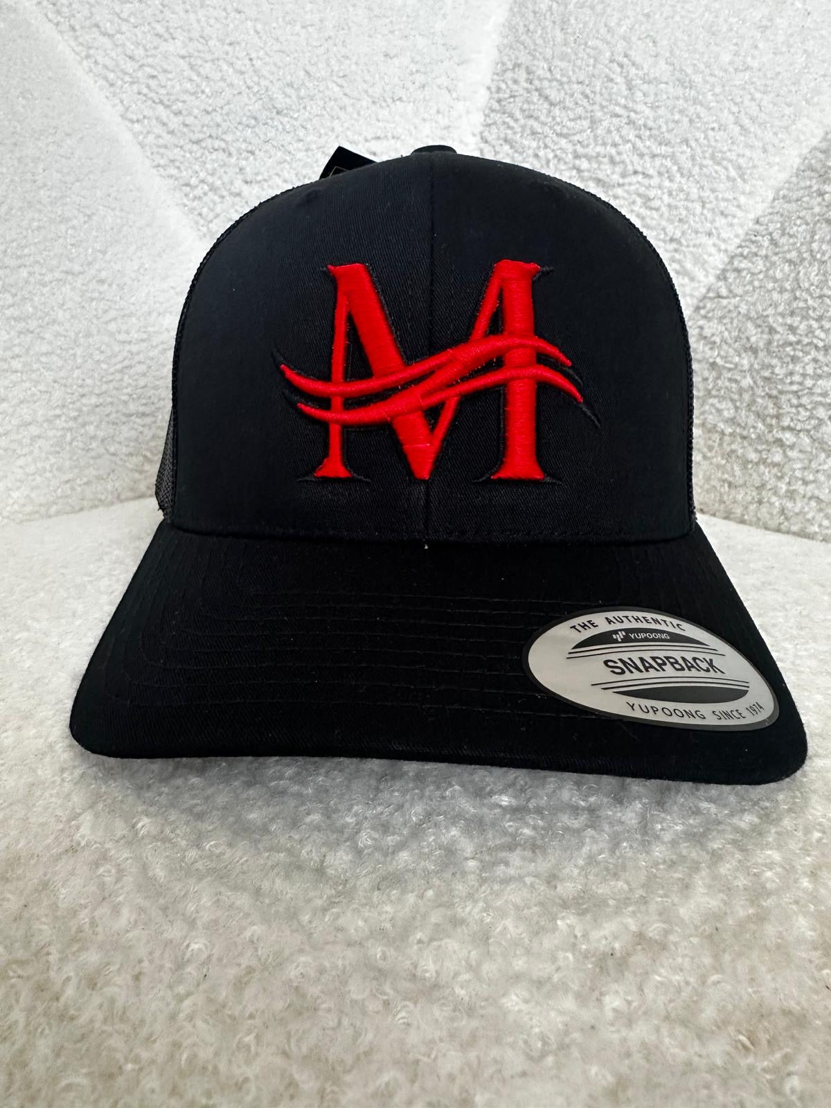 MODA DI LUSSO Signature Snapback Cap