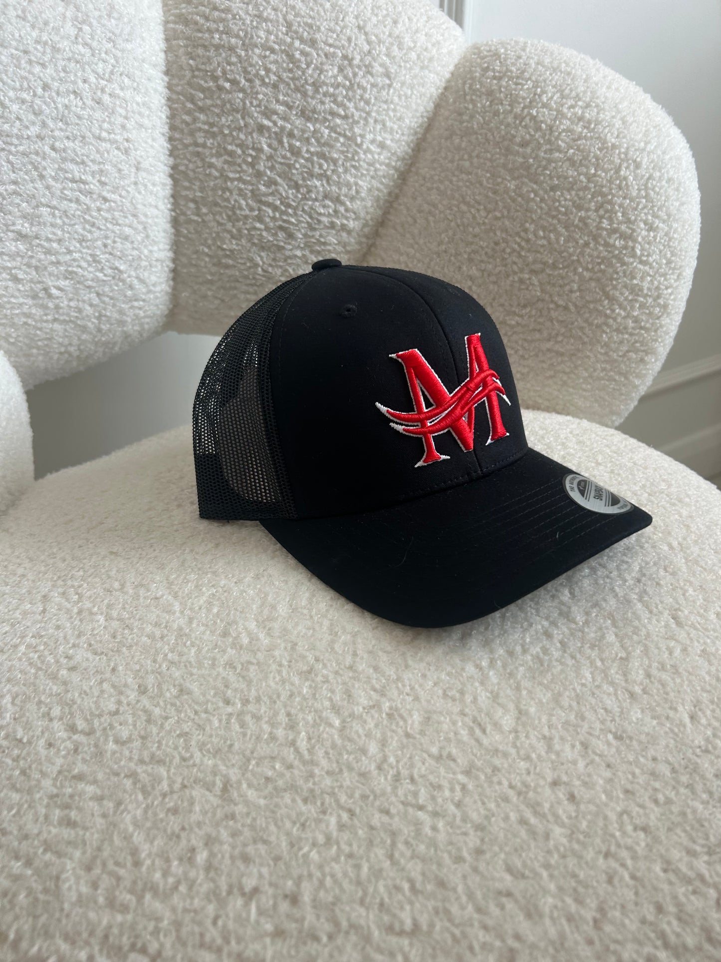 MODA DI LUSSO Signature Snapback Cap