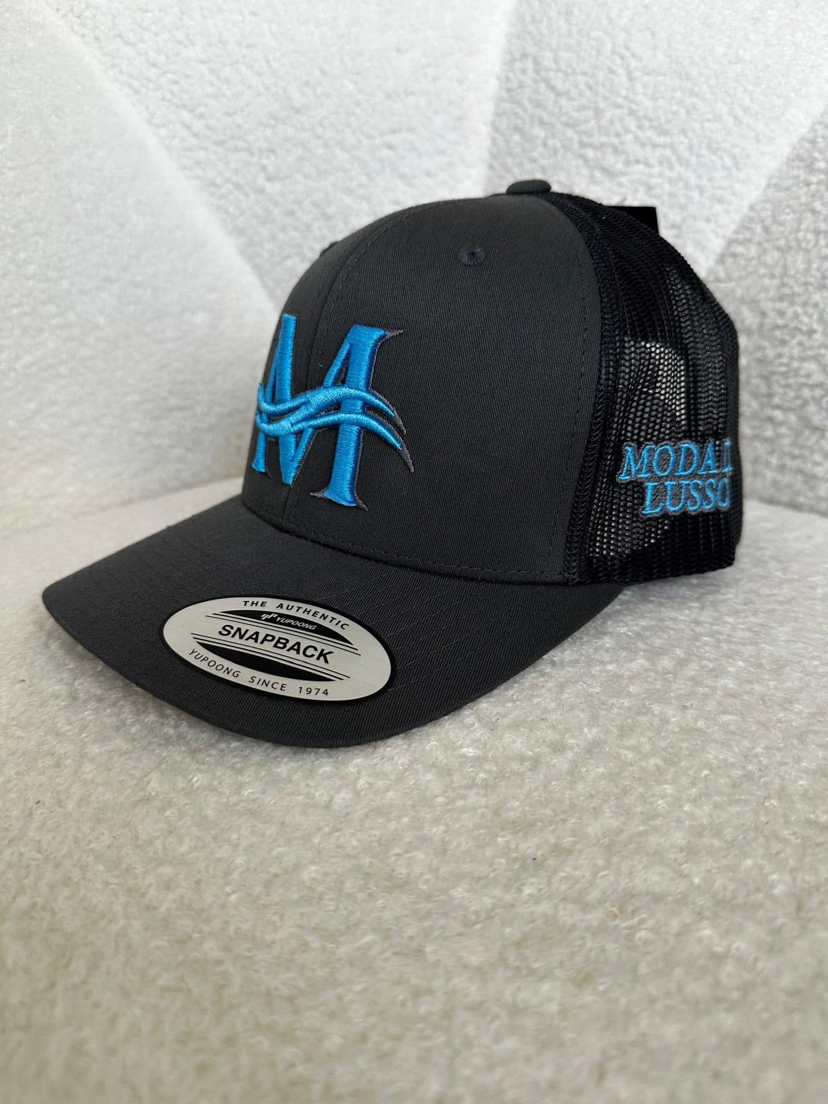 MODA DI LUSSO Signature Snapback Cap