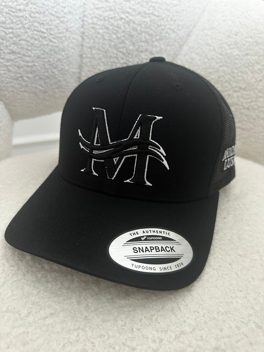 MODA DI LUSSO Signature Snapback Cap